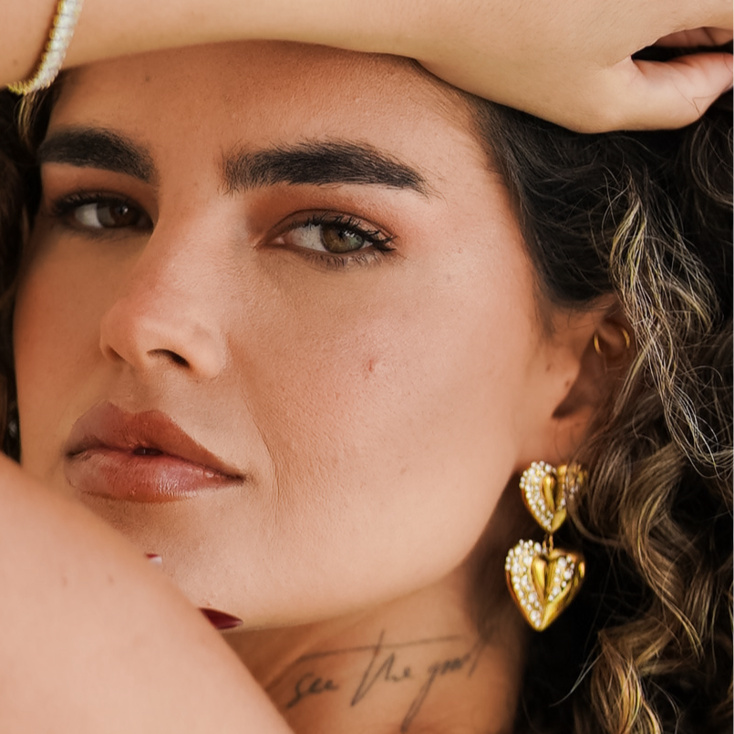 Valentina Studs